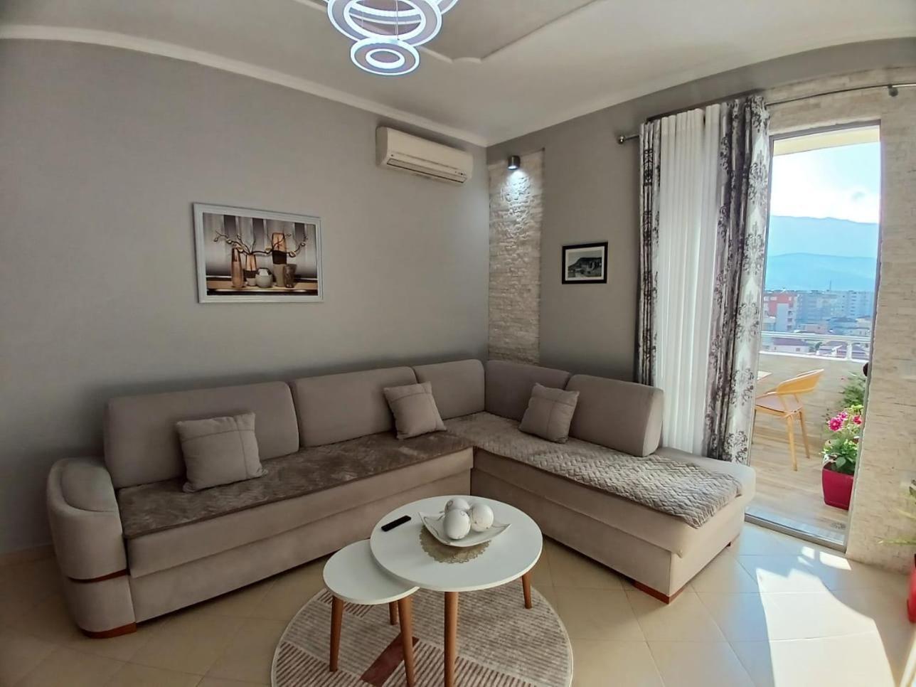 Muska Comfy Apartment 培拉特 外观 照片