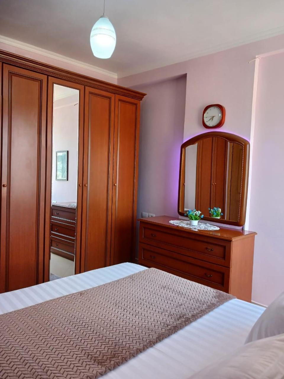 Muska Comfy Apartment 培拉特 外观 照片