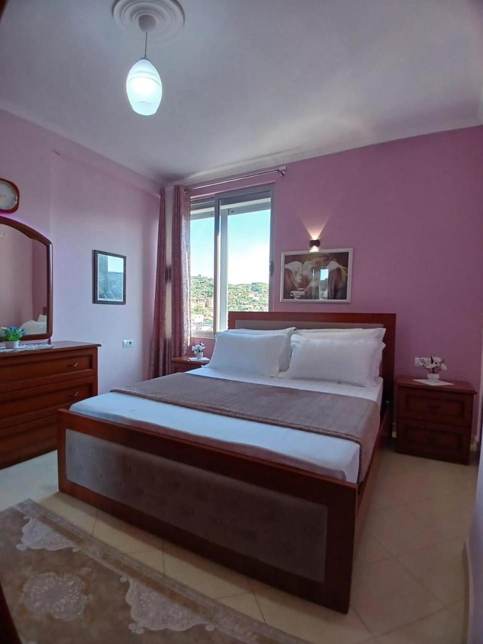 Muska Comfy Apartment 培拉特 外观 照片
