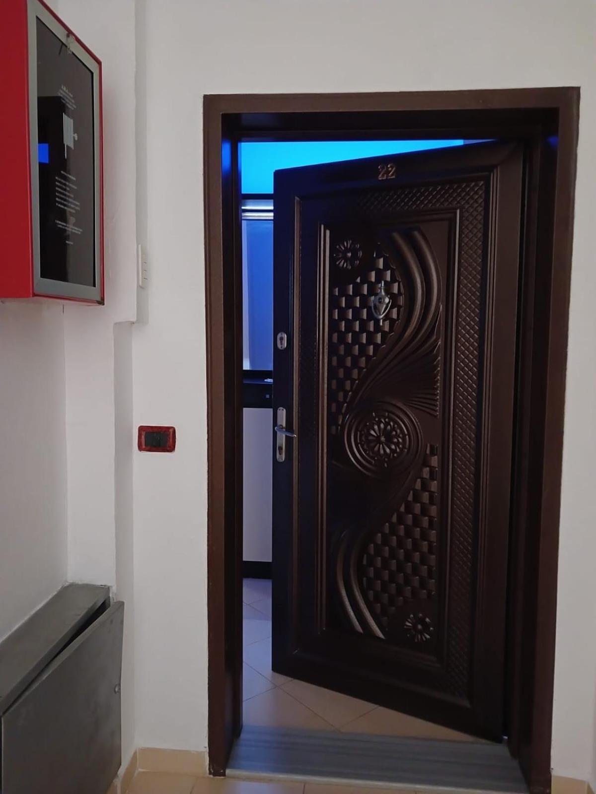 Muska Comfy Apartment 培拉特 外观 照片